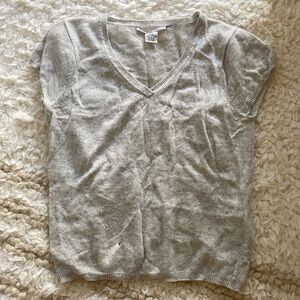 Gray V-Neck Short Sleeve cashmere sweater